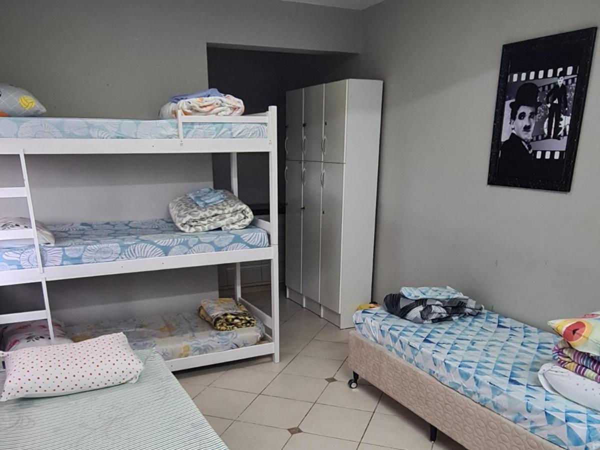 Hostel Oktoberfest Casa Laranja Blumenau Bagian luar foto